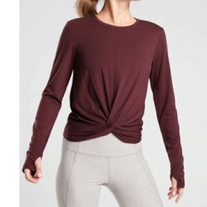 Athleta Small Essence Twist Crop Long sleeves Top